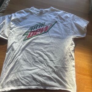 White Mountain Dew Graphic Tee Mens XL vintage Y2K